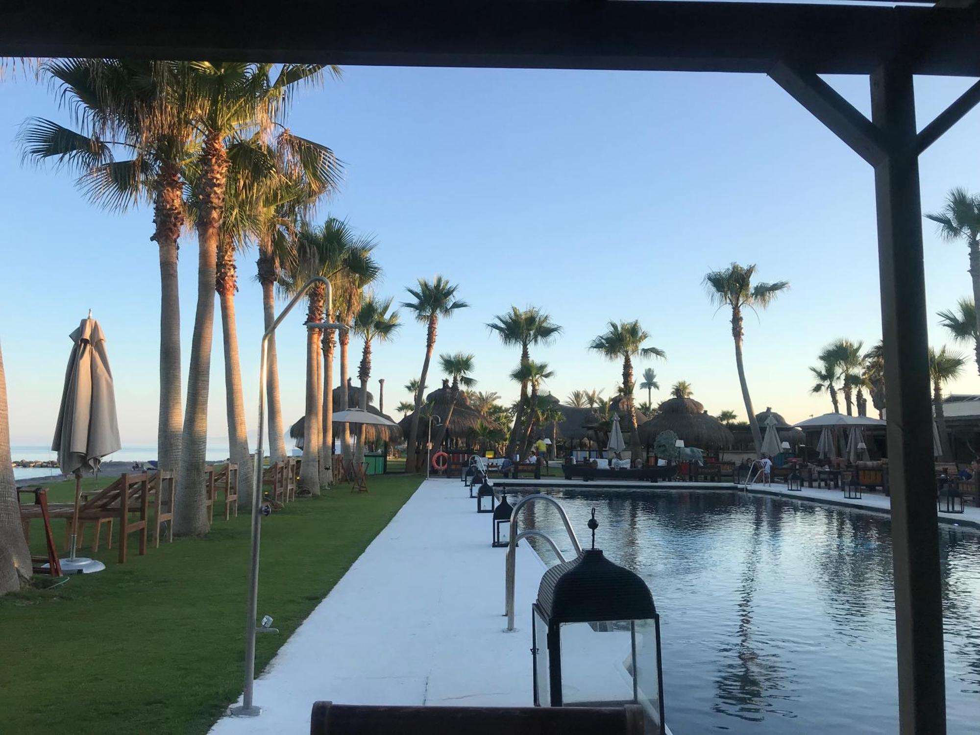 Apartamento Con Piscina ,Playa Con Vistas Panoramicas En La Marina De Sotogrande サン・ロケ エクステリア 写真