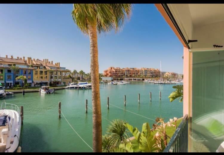 Apartamento Con Piscina ,Playa Con Vistas Panoramicas En La Marina De Sotogrande サン・ロケ エクステリア 写真